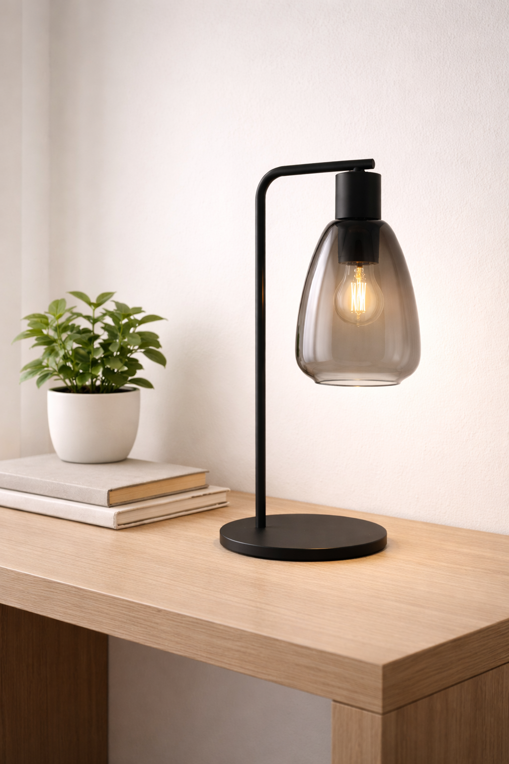 Lampă de masă, Eglo Chelvey, sticlă fumurie, negru, 50.5 cm