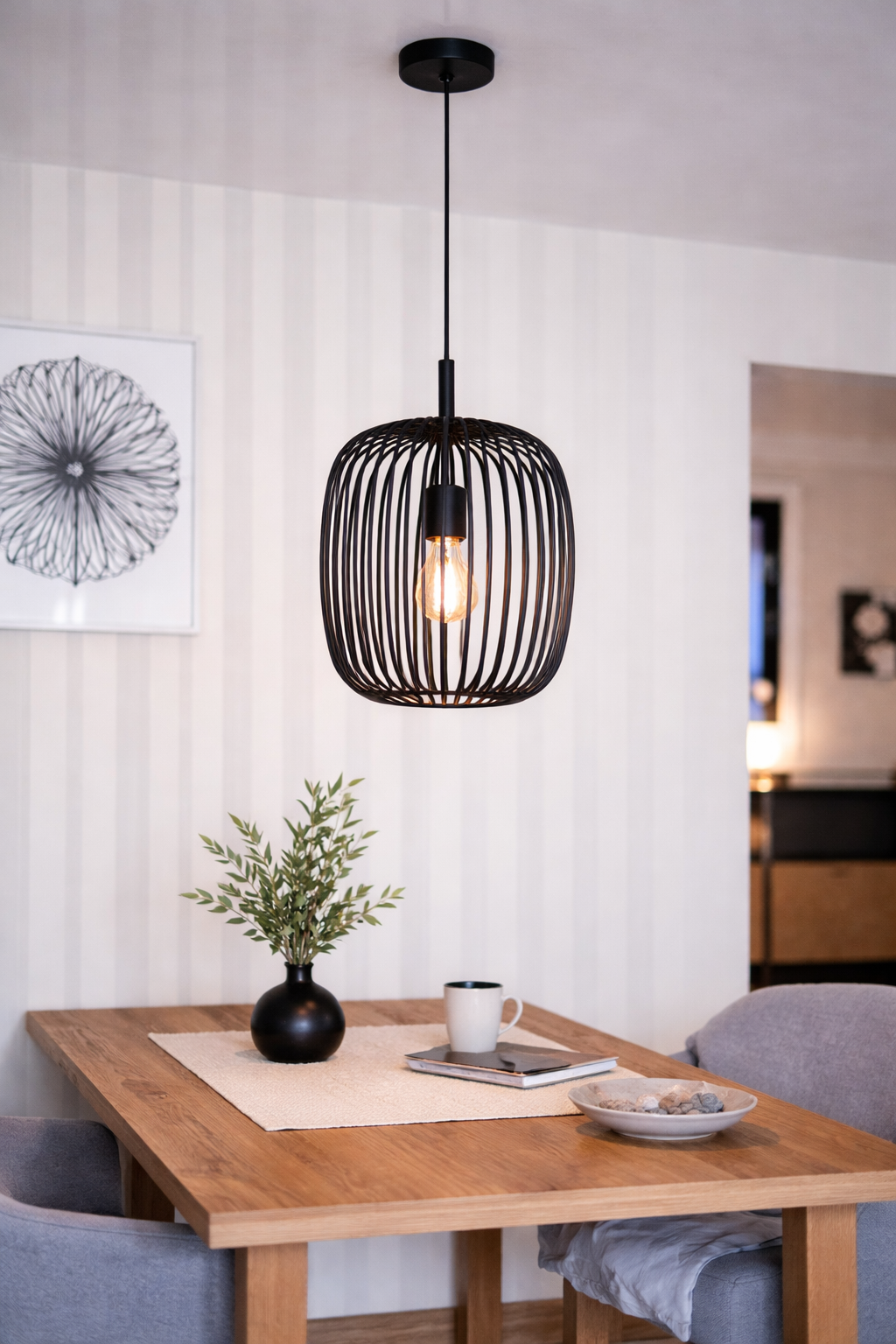 Pendul, Lustra EGLO, sferă metalică, neagră mată, 32.5cm, E27